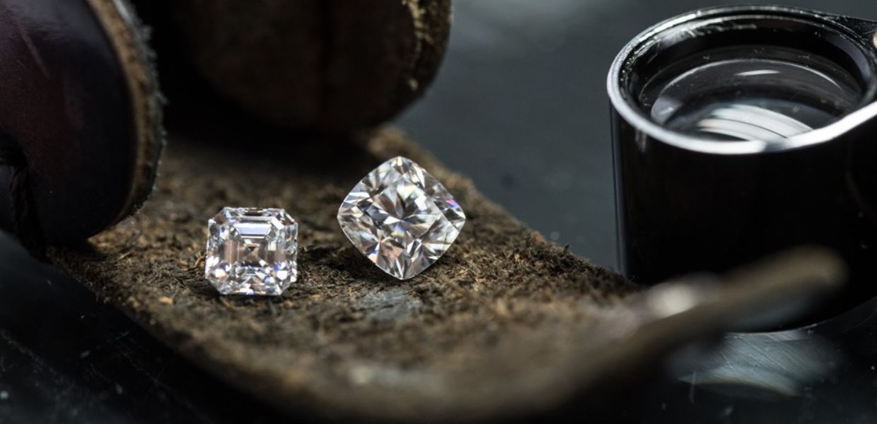 How Does the Jewelry Appraisal Process Work?