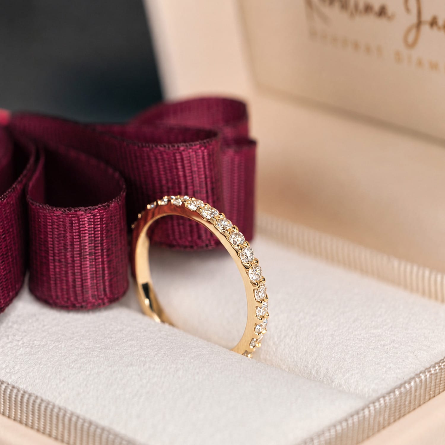 Obrączka Eternal Promise z diamentami laboratoryjnymi 1,05 ct, żółte złoto 585