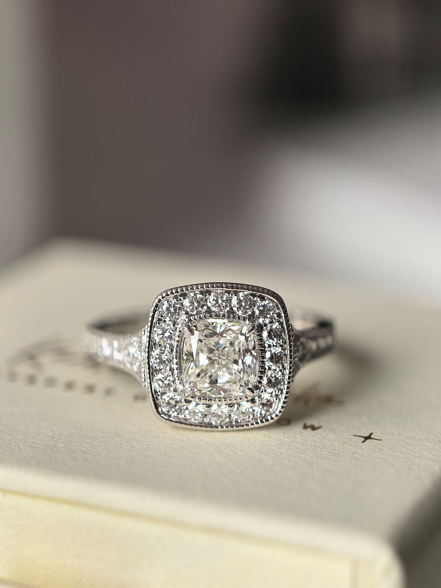 Pierścionek | Diament 0.81 ct, złoto 14k
